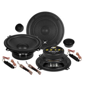 Car Audio Lautsprecherset mit Subwoofer, Hochtöner und Kabel, ideal für Car Audio Systeme.