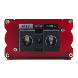 Power kondenzator Renegade RX1800 za izboljšano avdio moč in stabilnost sistema.